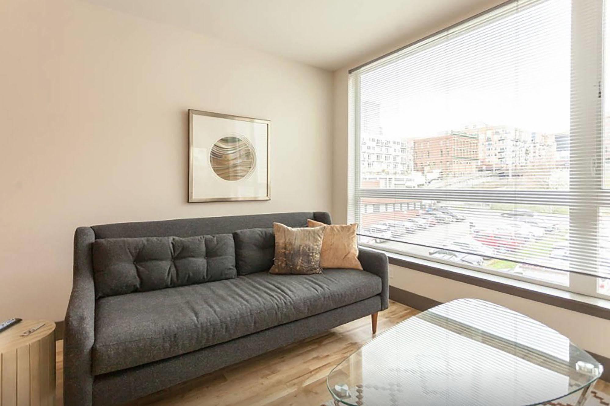 Belltown Waterfront Suites By Barsala Seattle Exteriör bild