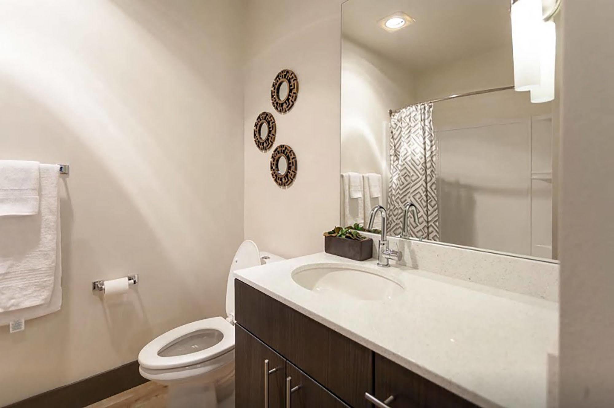 Belltown Waterfront Suites By Barsala Seattle Exteriör bild