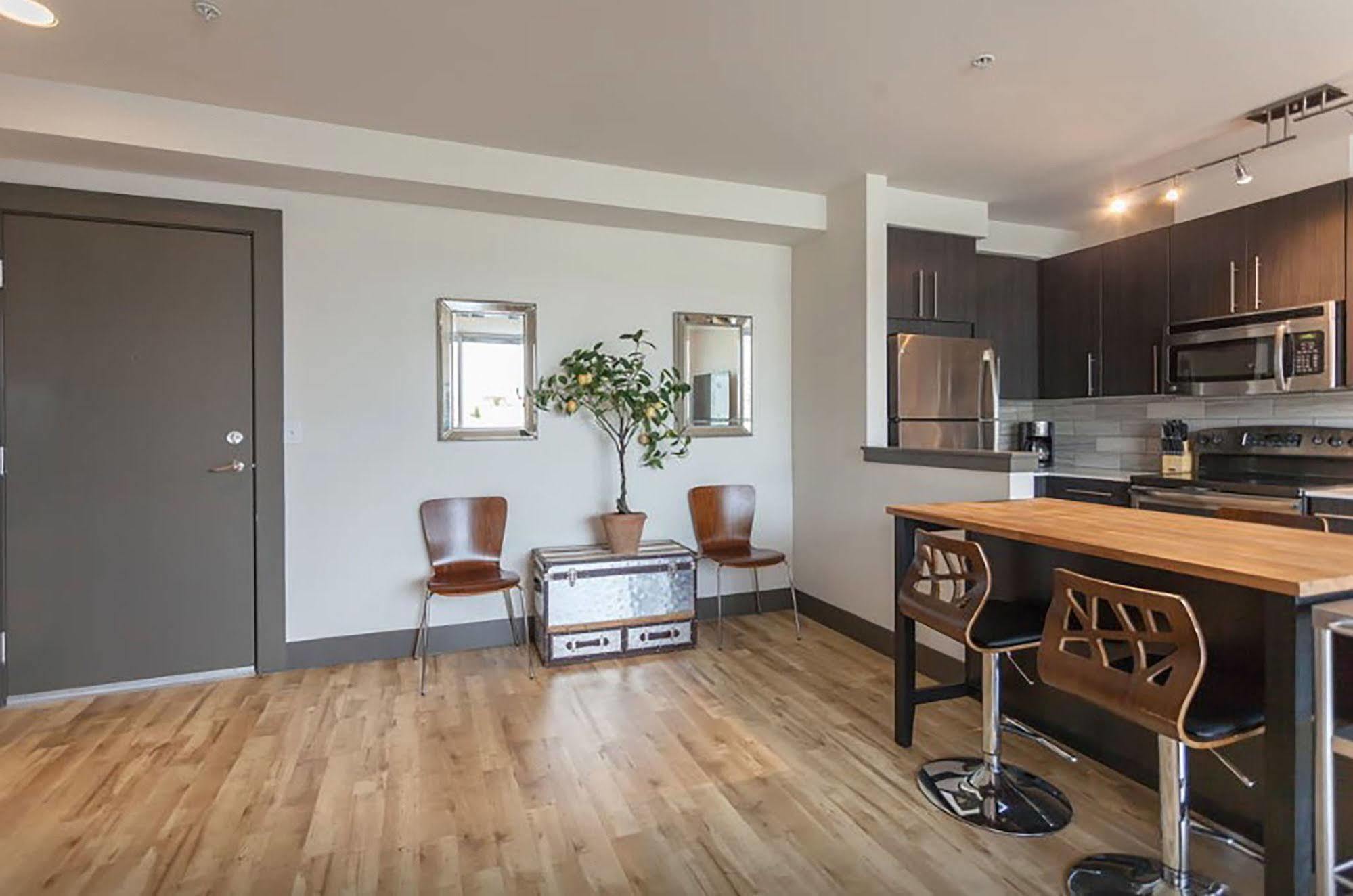 Belltown Waterfront Suites By Barsala Seattle Exteriör bild
